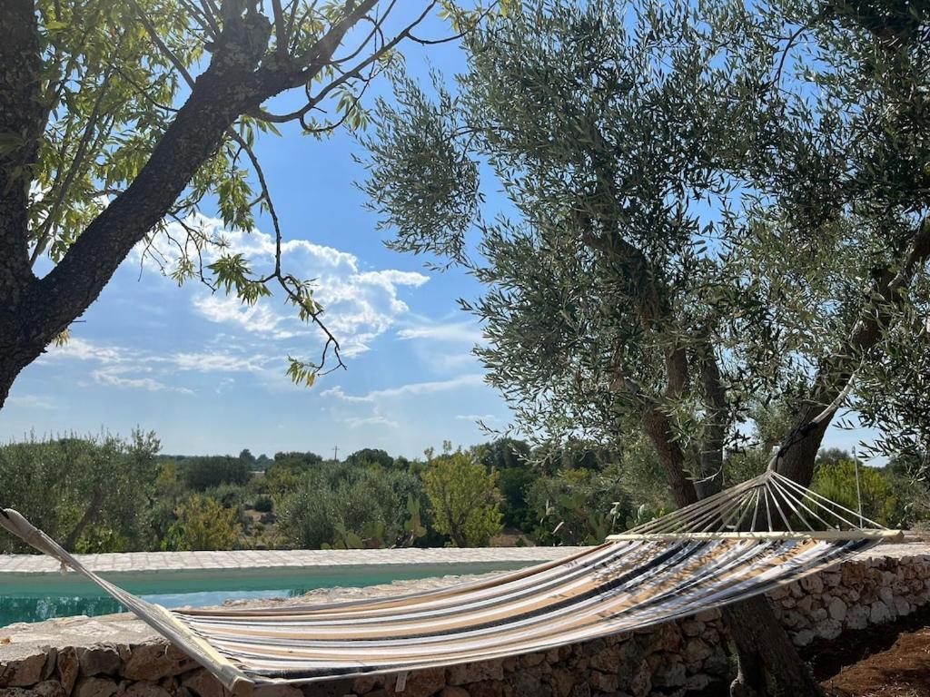 Casa Giuliveto - Charmantes Ferienhaus Mit Privatpool In Olivenhain Ostuni Dış mekan fotoğraf