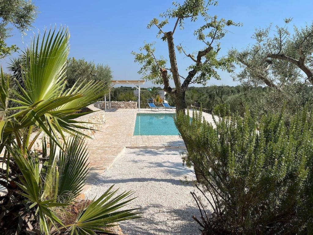 Casa Giuliveto - Charmantes Ferienhaus Mit Privatpool In Olivenhain Ostuni Dış mekan fotoğraf