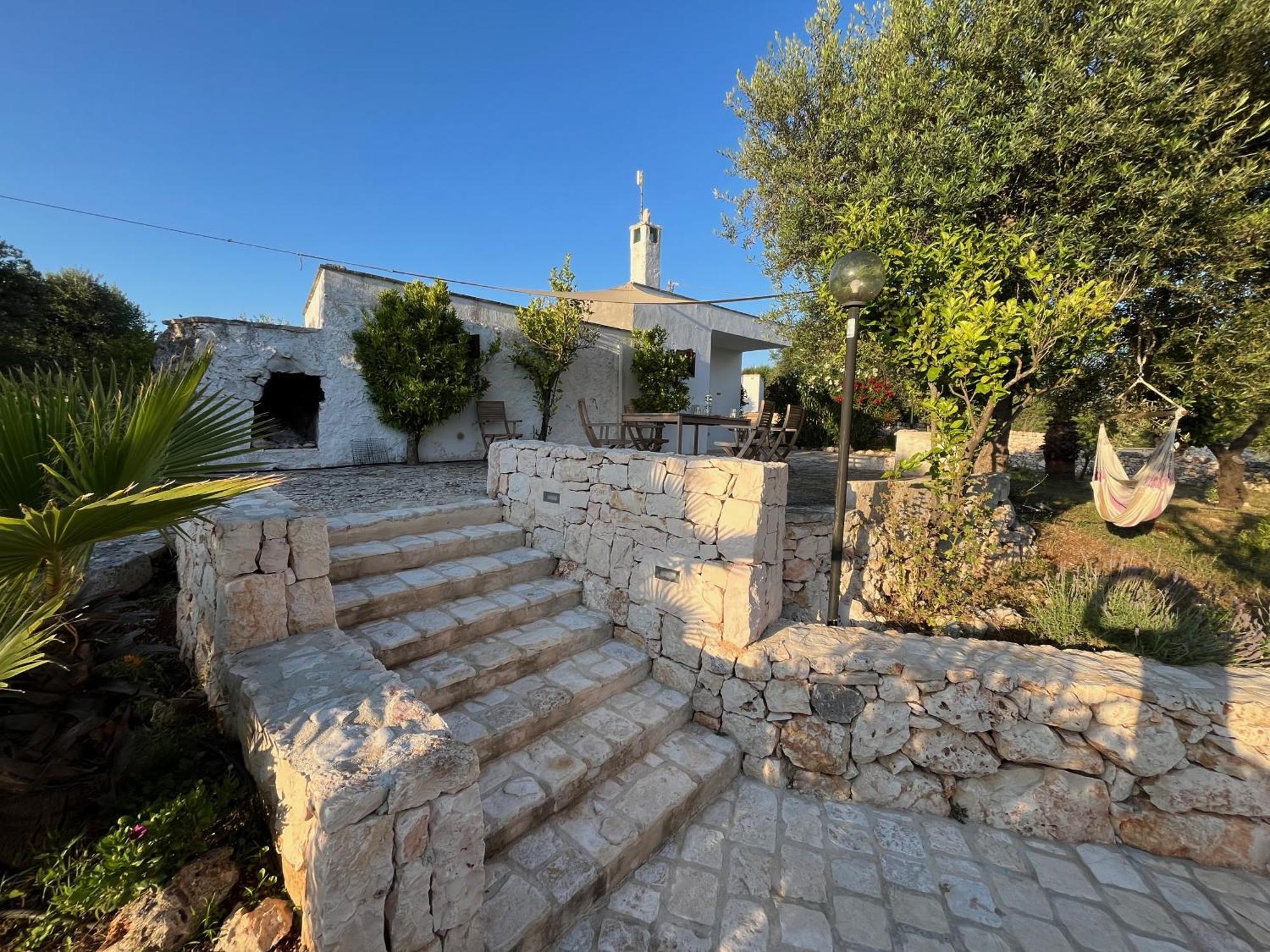 Casa Giuliveto - Charmantes Ferienhaus Mit Privatpool In Olivenhain Ostuni Dış mekan fotoğraf